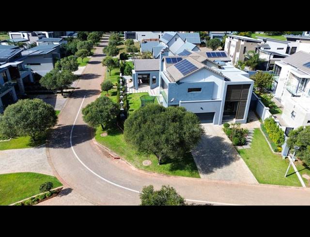 5 BEDROOM PROPERTY TO RENT IN COPPERLEAF ESTATE